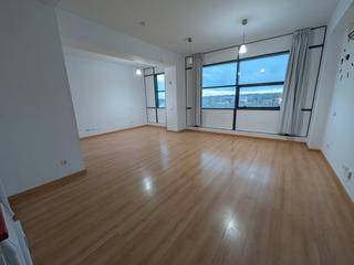 Rent Studio in Avenida del juncal 9