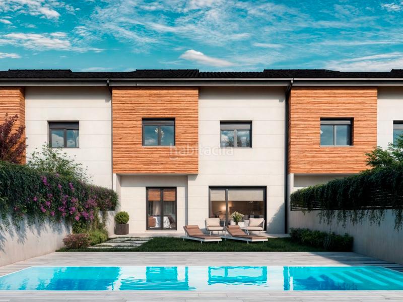 Foto e089204a-69e5-4e23-94c3-3e25f65fe43b. Chalet in calle abeto 14 in Universidad-Hospital Fuenlabrada