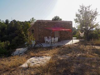 Casale in Carrer de caseres 0. Maset reformat, 4 hectàrees de terreny