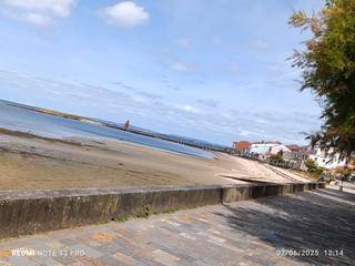 Terreny residencial a Rúa ribeira de mouta 5. Terreno urbano-residencial junto a la playa en las rías baixas