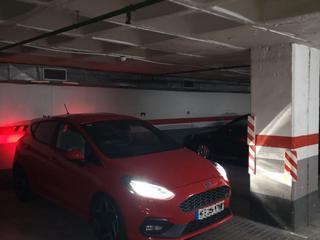 Alquiler Parking coche en Comte urgell 121. Garaje, parking en comte d´urgell 121, eixample