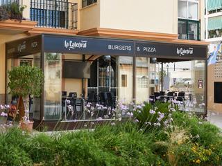 Traspaso Local Comercial en Feria de jerez 2. Restaurante en funcionamiento, listo para aprovechar el verano.