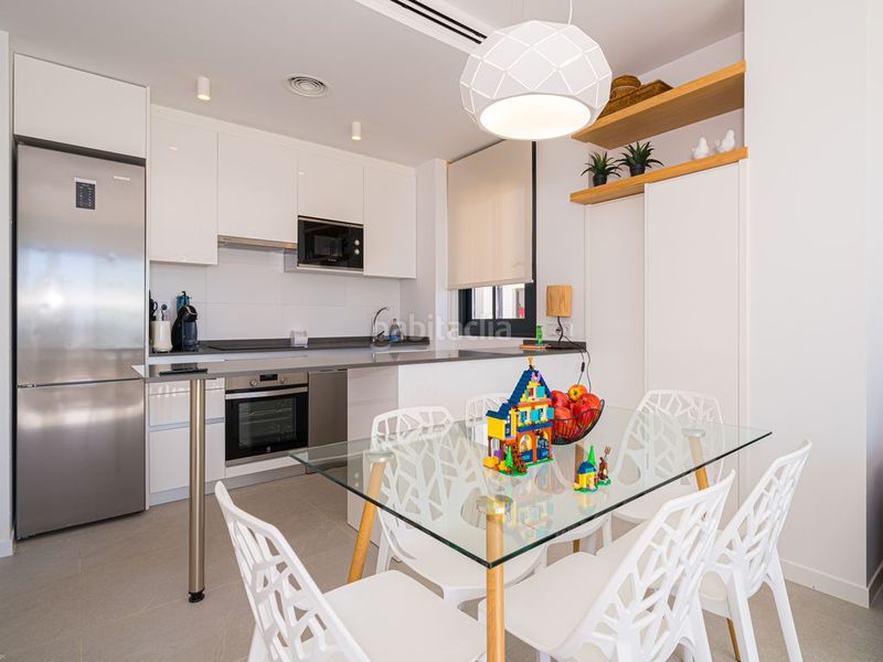 Foto 95120252-b65c-4cfb-ab36-318152ee0737. Apartament a carrer de colombia 2 a balcón de Finestrat-terra marina Finestrat