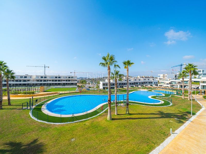 Foto e803ffb4-dbd6-41d0-8a6c-acf66dada44c. Apartament a carrer de colombia 2 a balcón de Finestrat-terra marina Finestrat