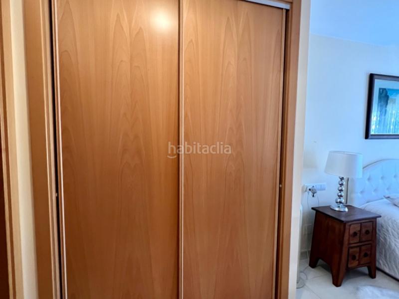 Foto 9aa5f682-e5cb-4a6a-84f9-c125a240d0a7. Piso en avenida las salinas 2 estado muy bueno calidades de primera luminoso en Fuengirola