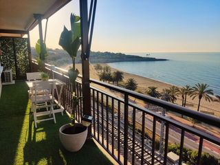 Etagenwohnung in Arce ochotorena 1. Luminoso piso con gran terraza, vistas al mar y licencia turísti