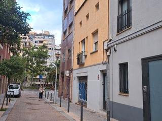 Casa en Passatge joan casas  1. Venta de casa en glorias