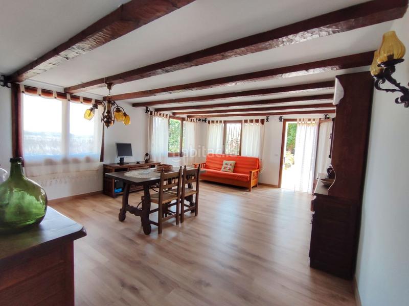 Foto 8c3817da-ca31-421e-9401-c77749a997e1. Casa a carrer del pi 2 a Vall-llobrega