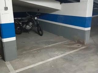 Lloguer Aparcament de moto a Carrer doctor pasteur 15. Pàrquing moto