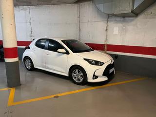 Lloguer Aparcament cotxe a Carrer sant joan d'en coll 15. Bon parking a lloguer per cotxe petit-mitjà a bon preu.