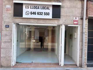 Lloguer Local Comercial a Sant sebastia 68. Local comercial en calle principal centro