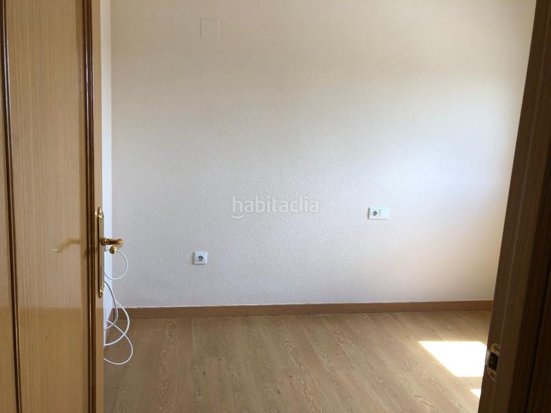 Foto a74e7ee5-7935-462a-bc20-f11089154a6a. Ático en espigol 25 fantástico ático en Valterna Paterna