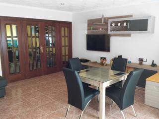 Appartement à Carrer de ribelles comín 82. Oportinudad piso amueblado para entrar a vivir!!