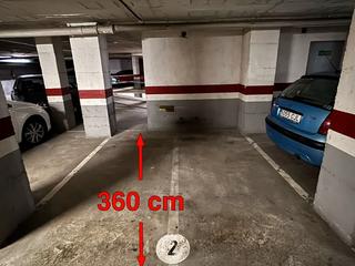 Miete Autoparkplatz in Carrer bisbe lorenzana 27. Lloguer parking centre girona