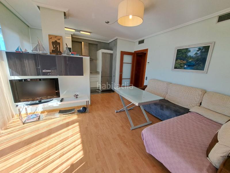 Foto e98e3f6d-59ae-41d7-adf1-e46aea52a9e2. Apartament a paseo miramar 60 a Platja de Ponent Salou