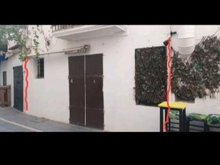 Rent Business premise in Garijo 16. 80mts2  sobre c/garijo. + 40 mts2 sobre c/den mig 35