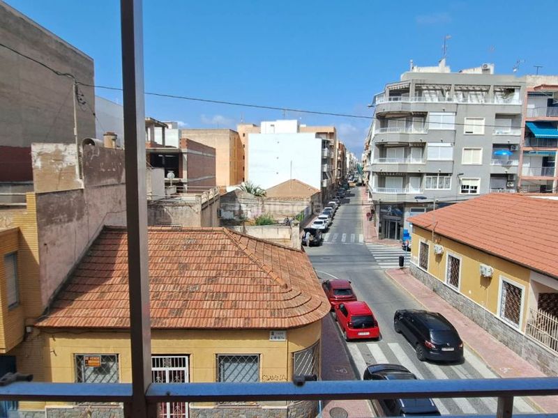 Foto 97fe733f-c1ea-41c3-9078-f22d62c393f2. Flat in pedro lorca 112 in Zona Playa del Cura Torrevieja
