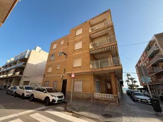 Piso en Pedro lorca  112. Exclusivo apartamento de diseño francés con garaje (opcional) y