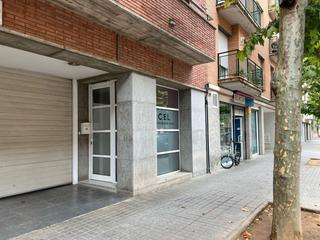 Lloguer Local Comercial a Passeig industria 37. Local independiente de 25 m² , listo para tu negocio