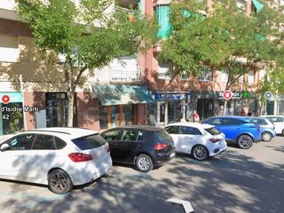 Lloguer Local Comercial a Isidre marti 42. Alquilo local