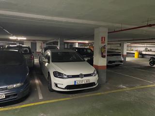 Alquiler Parking coche en Carrer valencia  7. Plaza amplia, fácil acceso, seguridad 24h