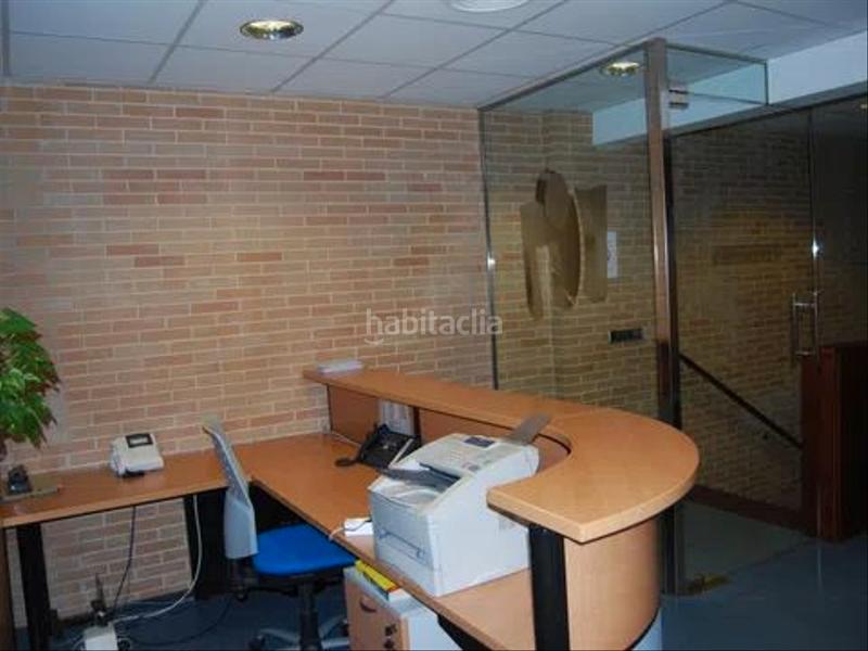 Foto 42a1f9e5-addc-4b80-b0ed-e02a10cfc994. Nau industrial a migjorn 11 a Llagostera