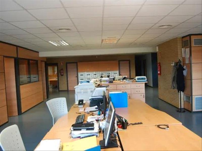 Foto ac382d93-5c88-4580-b78f-3f44f89d4fbb. Nau industrial a migjorn 11 a Llagostera