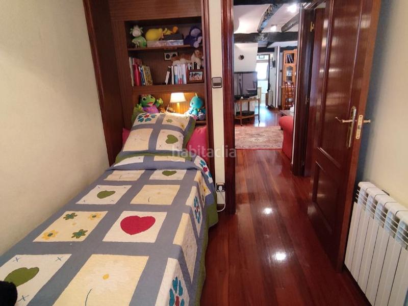 Foto 4c7c8ef7-ef9e-4d69-a73a-40d3c589ab82. Piso en atxabal 6 luminoso duplex en Lekeitio