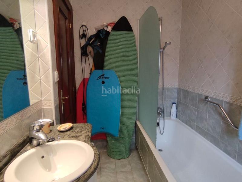 Foto c0ad8d5c-8aa6-4818-bc62-b2c071d1e074. Piso en atxabal 6 luminoso duplex en Lekeitio