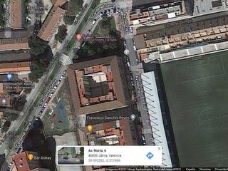 Aparcament cotxe a Avinguda de la murta 1. Garaje coche grande.