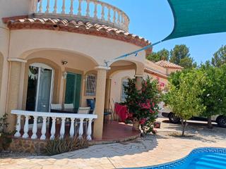 Chalet en Carrer mistral 411b. Bonito y tranquilo chalet en 3 cales