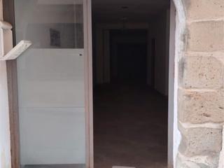 Miete Geschäftsraum in Plaça de la quartera 22. Local en lloguer a falset