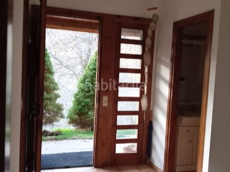 Foto 2a353d33-7b02-4532-b65a-b1cf1d0228a5. Towny house in carrer canal 18 in Valls de Valira (Les)