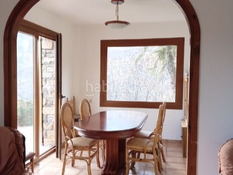 Foto fa275798-0c1a-44f6-95f2-8f2f7e894bc7. Towny house in carrer canal 18 in Valls de Valira (Les)