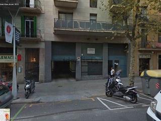 Affitto Posto moto in Nàpols 237. Se alquila plaza de parking para moto en c/ nàpols con avda. dia