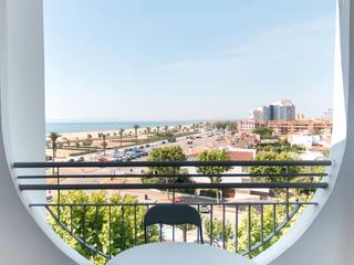 Dúplex a Avinguda d'europa 2. Vive frente al mar en empuriabrava – dúplex con vistas espectacu
