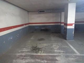 Affitto Posto auto in Felip ii 21. Plaza para coche y moto