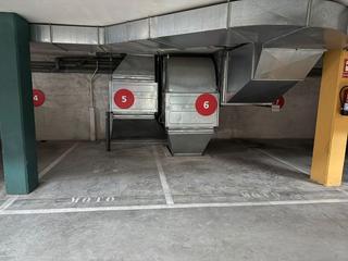 Miete Motorradparkplatz in Baldrich 241. Parking para moto, remolque o coche pequeño tipo aixam