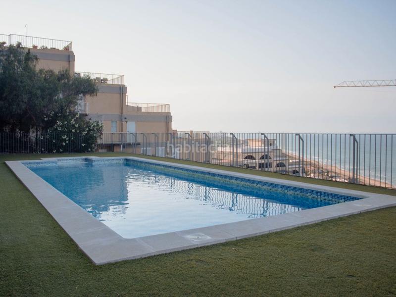 Foto 6a8297b1-8da8-4c21-be69-4a50e0ebfcf8. Miete reihenhaus in carrer azahar 14 in El Faro Cullera