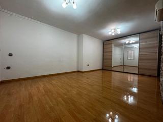 Appartement à Calle san ignacio loyola 100. Piso en venta pla del bon repos - museo marq