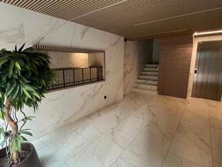 Location Appartement à Alcalde rovira roure 17. ¿buscas piso para el próximo curso? ¡esta es tu oportunidad! pis