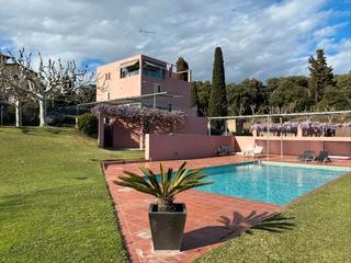 Miete Haus in Can patoi 15. Casa unifamiliar tranquila con jardín y piscina