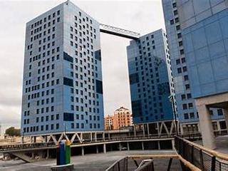 Miete Geschäftsraum in Juan antonio alvarez rabanal 5. En las torres montenuño al lado del huca