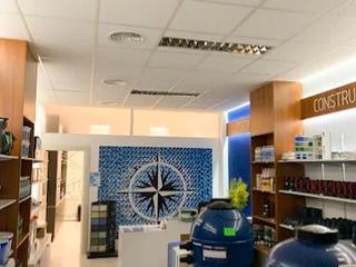 Umzug Geschäftsraum in Carrer doctor fleming 32. Traspaso negocio calle centrica castelldefels