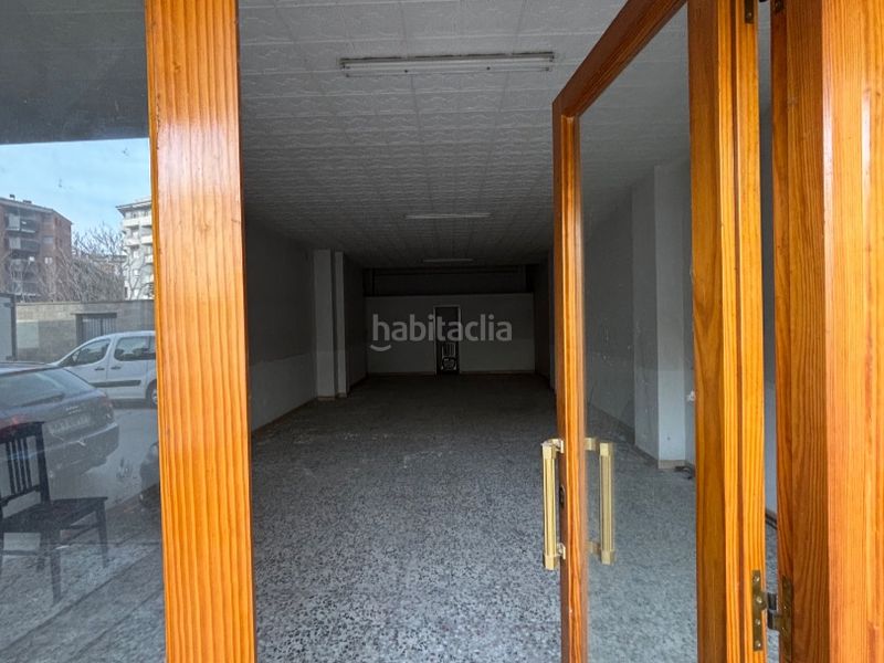 Foto 43c98ae6-dbfd-4d27-9218-0d2eed5b2696. Rent business premise in sant lluis 72 in Balaguer