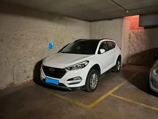 Lloguer Aparcament cotxe a Carrer del comte ramon berenguer 77. Alquiler de plaza de parking en la creu de barberà