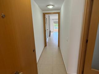 Pis a Via augusta 15. Piso en ubicación excelente con piscina y parking