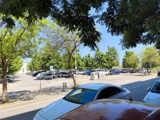 Lloguer Local Comercial a Pere alegret 136. Alquilo local 550 al mes