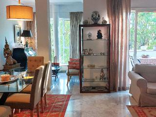Appartement à Avda. rodrigo de triana 14. Piso de 4 dormitorios en ciudad expo - mairena del aljarafe
