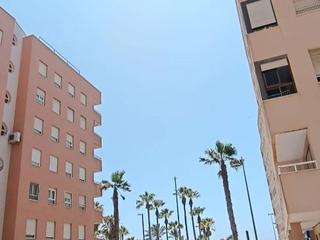 Rent Flat in Calle mérida 1. Alquiler estudiantes